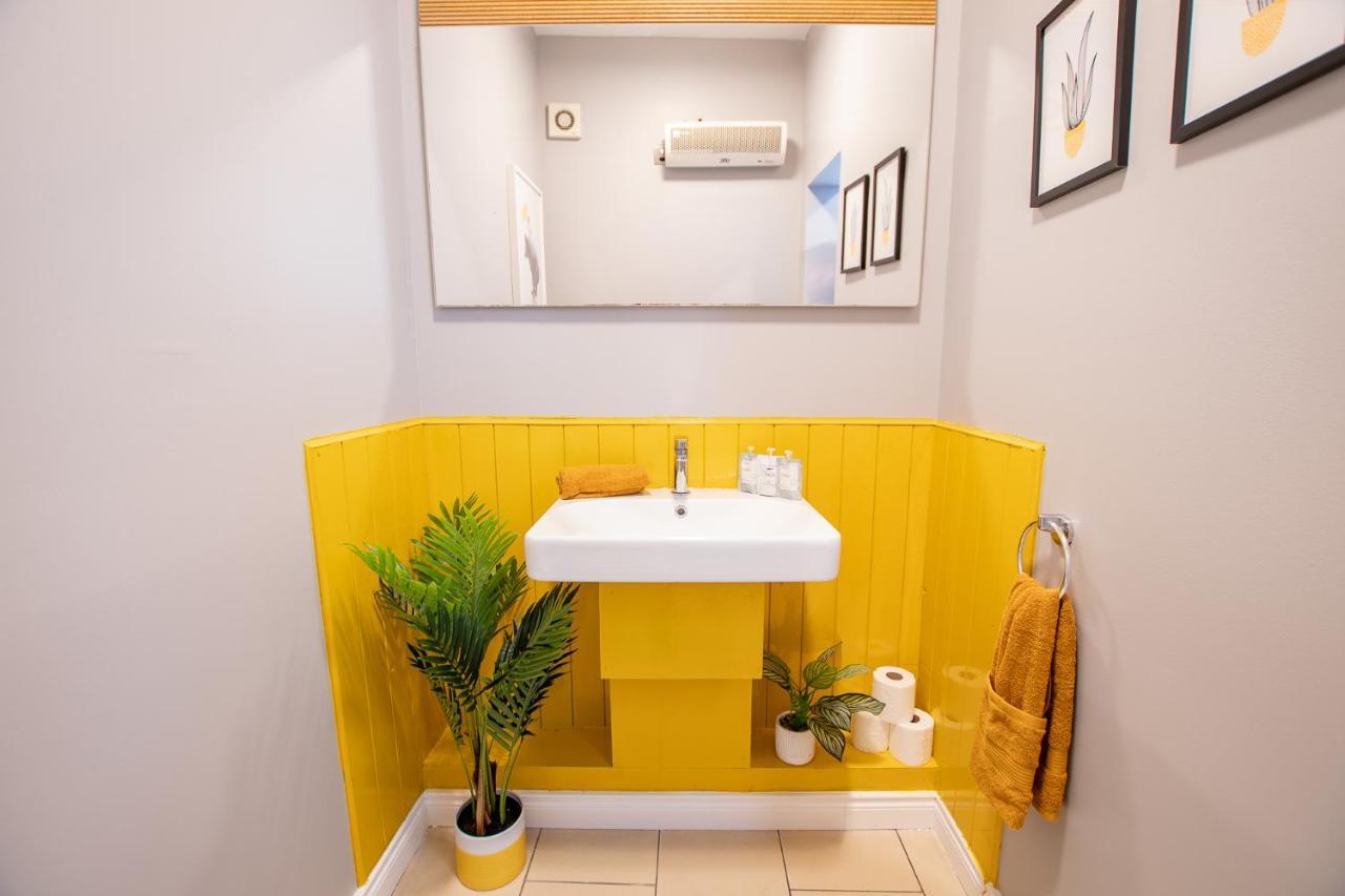 The Yellow Door By Shortstays Дублин Экстерьер фото